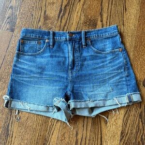 B15 Madewell Women’s 29 Distressed Blue Denim Mini Shorts